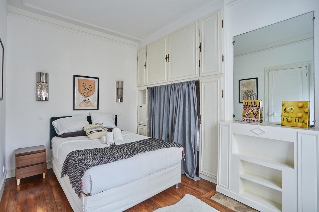 Residence Tour Eiffel By Studio Prestige Paris Exterior photo
